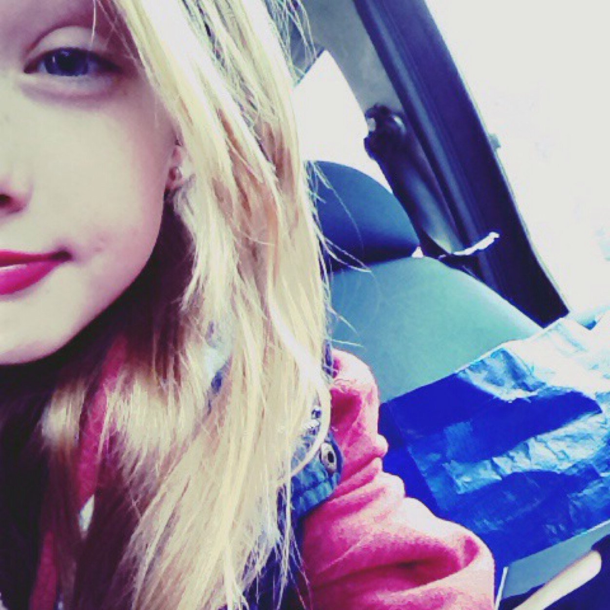 Please follow and i will follow back just ask.
Instagram-Emily_benton77.
One direction is life:3