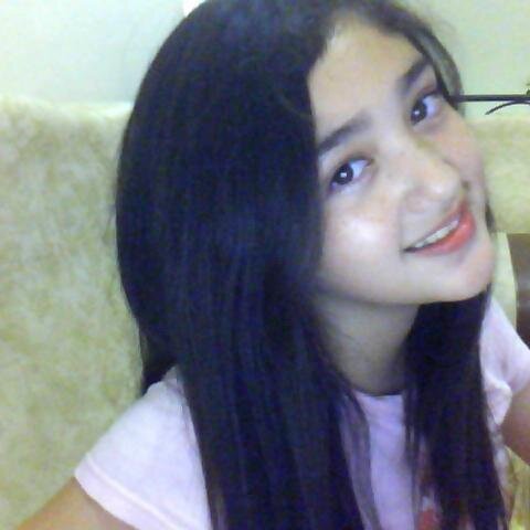 你好你们!|hi!|I'm 16|♥love music♬|Movies|Choclairs|follow @ChlVyn97| I follow back ^^