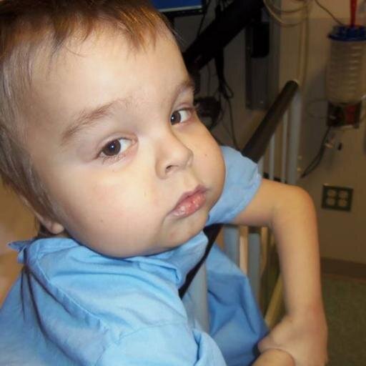 We are here to help raise funds for Damine. Tip us to donate.