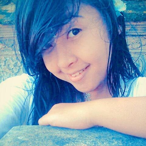 | Tinggal di Penebel,Tabanan,Bali |  Sekolah di SMASPENTA :) | facebook : Ogegh'mha saayloveebarbeQiu | twitta : ayuyun882917796