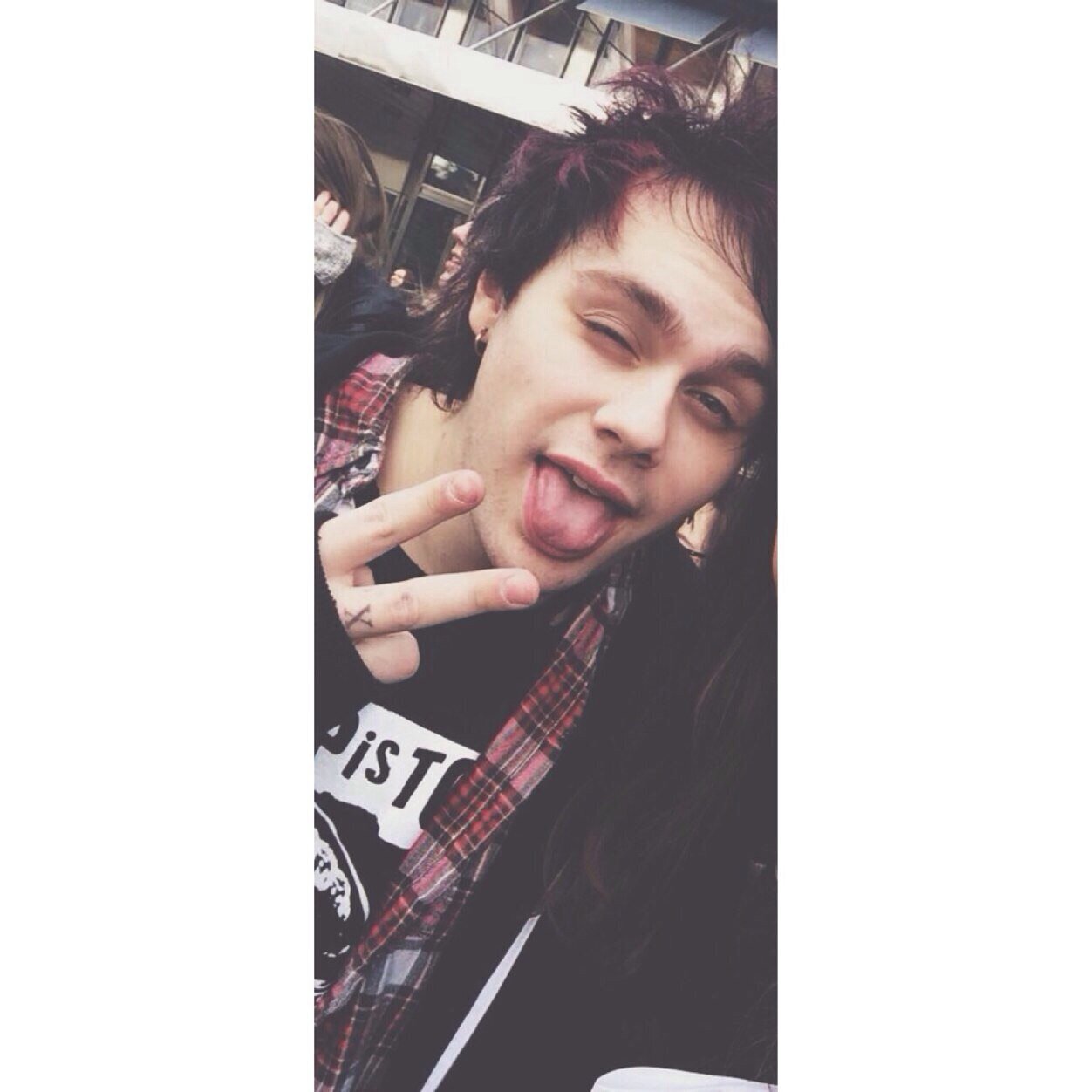 Loveyyoouuu's profile picture. Please follow @bandteescal