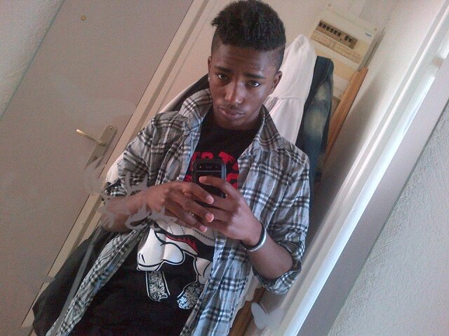 #KevinAnin/#teamcelib Pose ta question http://t.co/u45aX0RPNS