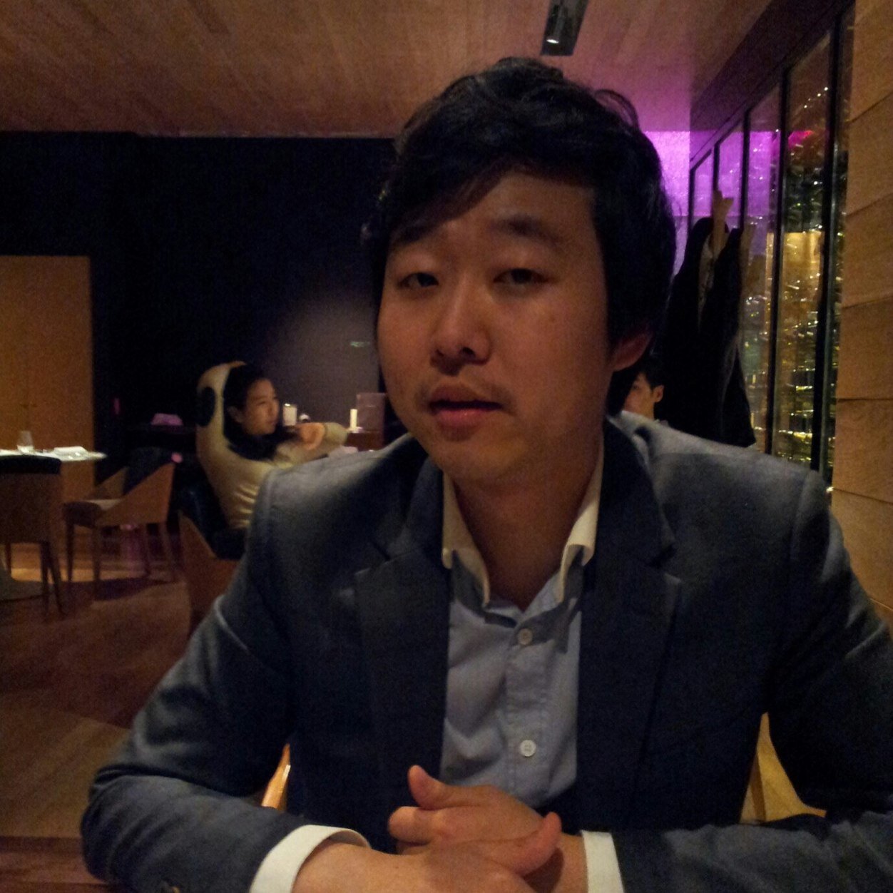 juyouding's profile picture. null