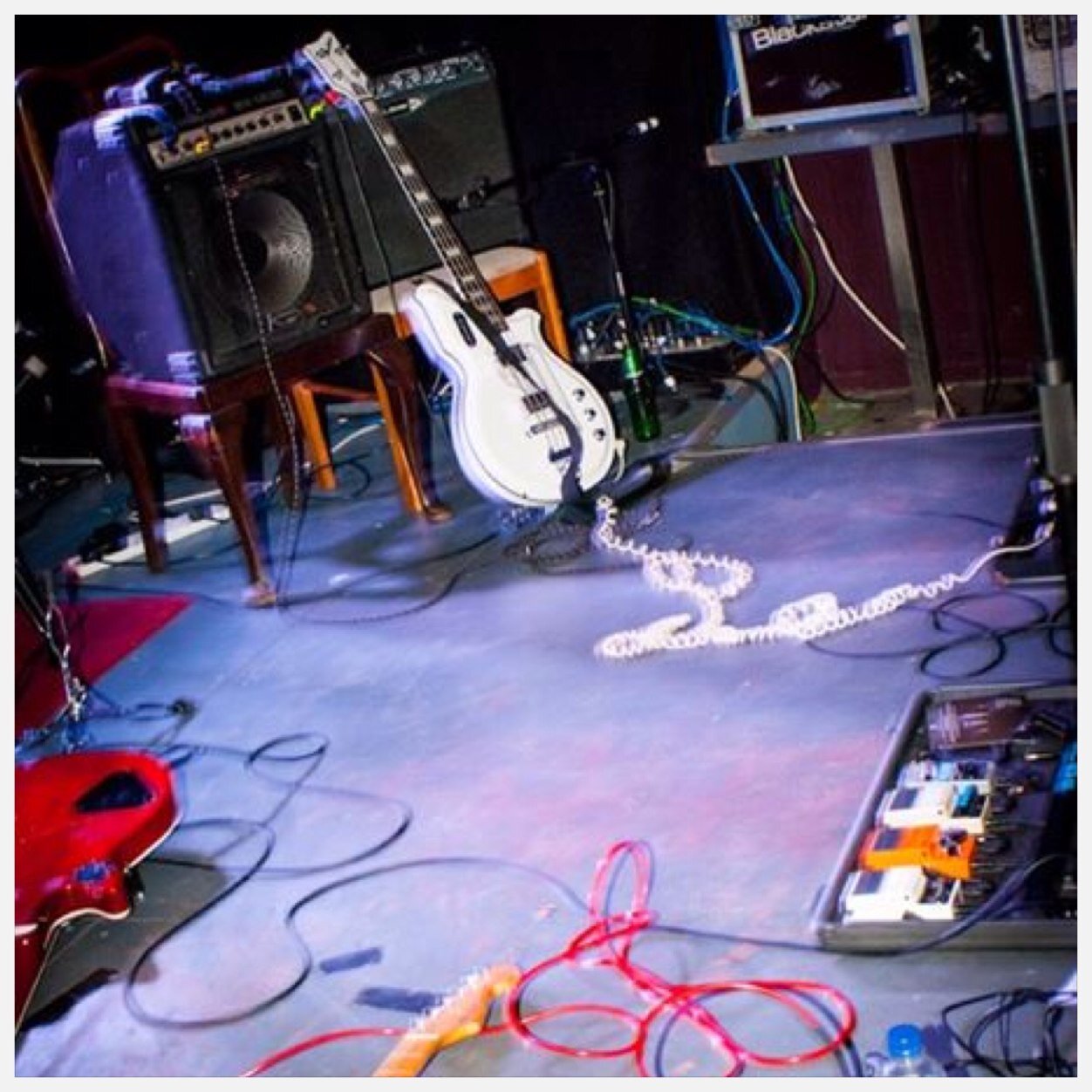 Glasgow based photographer mainly covering live acts in Glasgow.
