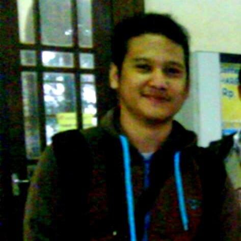 gak tega melihat orang lain gak bisa makan ,ga bisa sekolah ,gak bisa (dll) dan senang terhadap teknologi baru