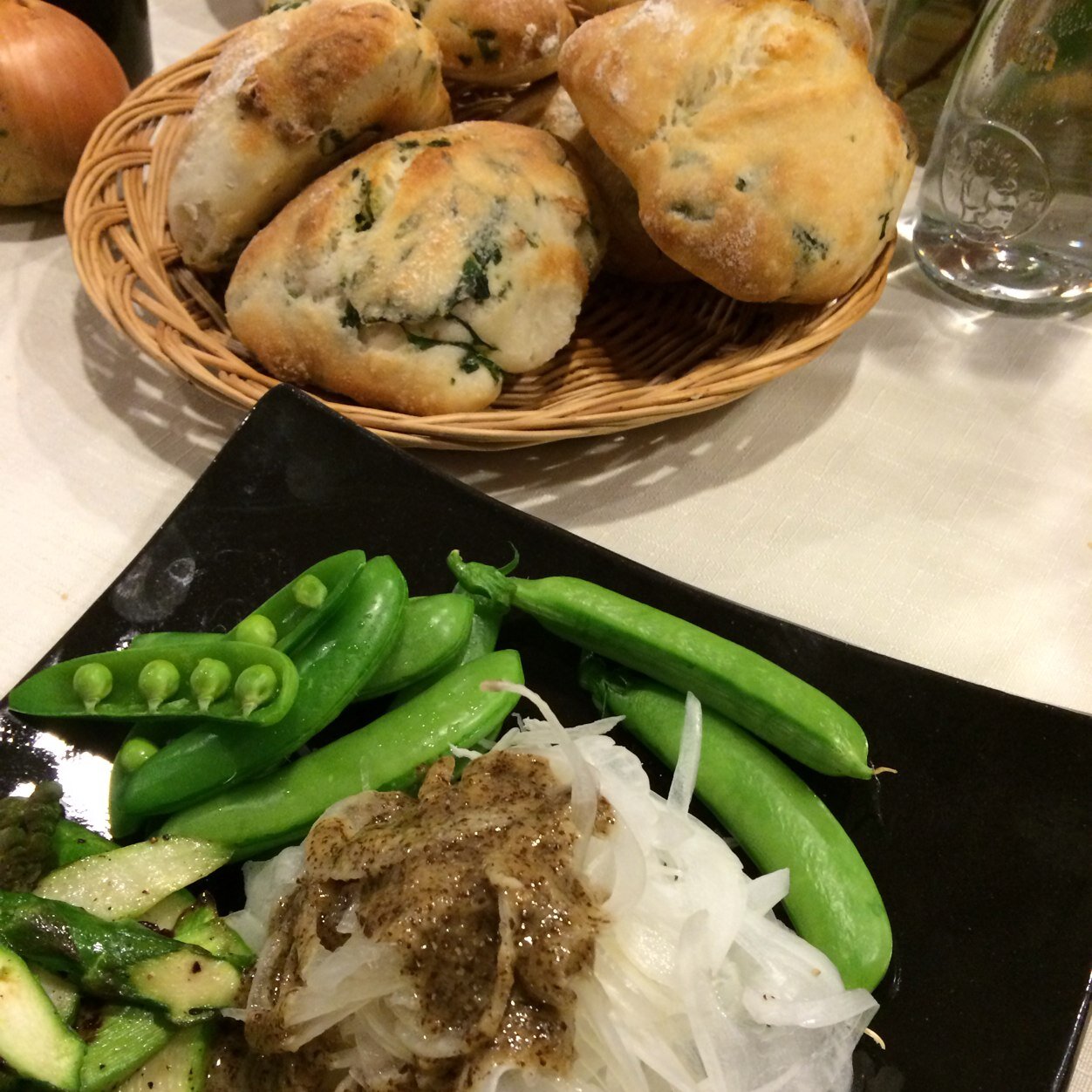 北陸の富山から美味しくて体にいい食を発信するグループです。This project aims to introduce Toyama’s delicious food and support people who engage in agricultural work.