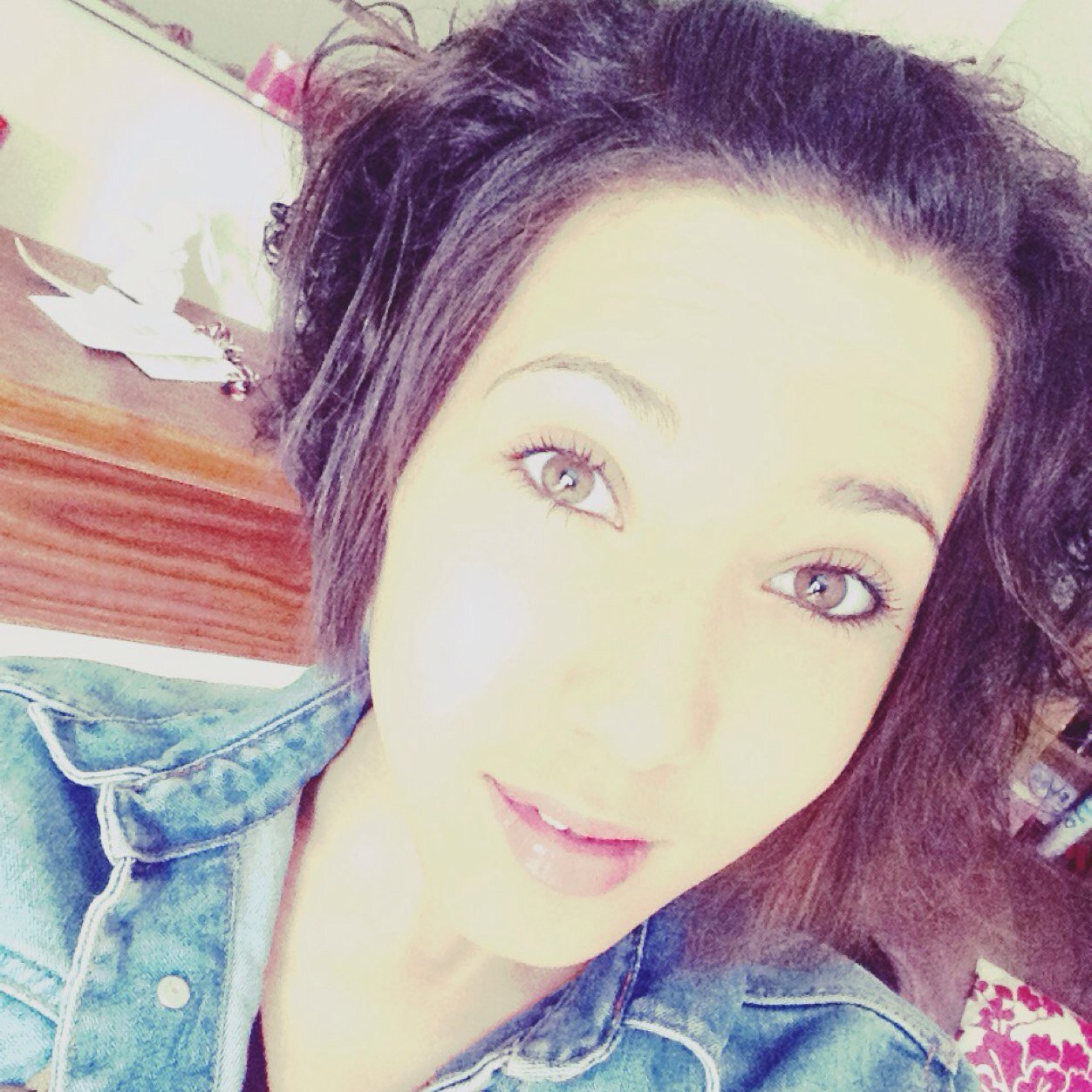 immyapple's profile picture. I love @nashgrier 3 he's amazing, he make amzing youtube videos! He has beautiful friends, such as camron and hayes and a cute, adorable younger sister3