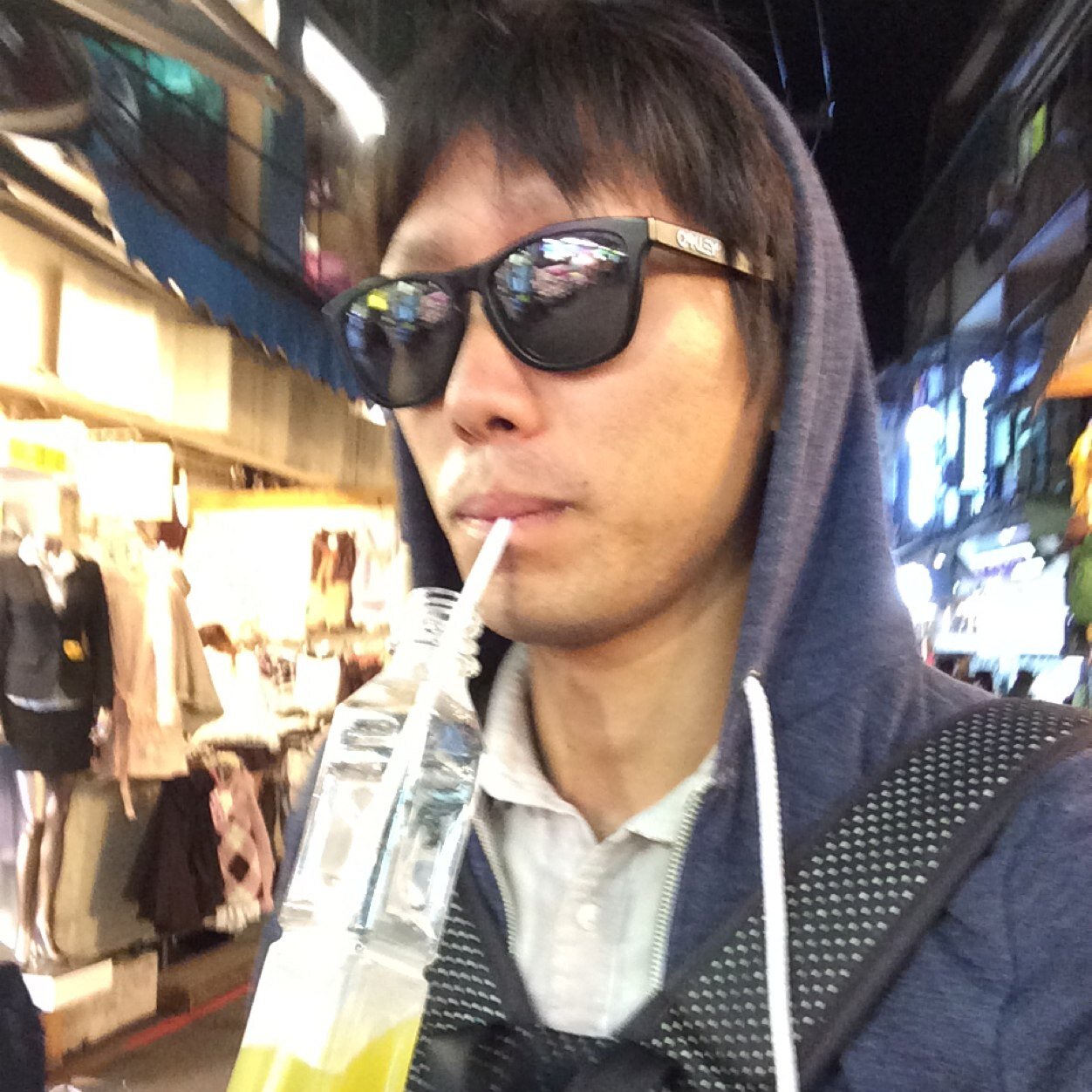 どもぉー 『楽しく』をモットーに日々珍道中を繰り広げています。。 どうぞ。ご堪能あれー