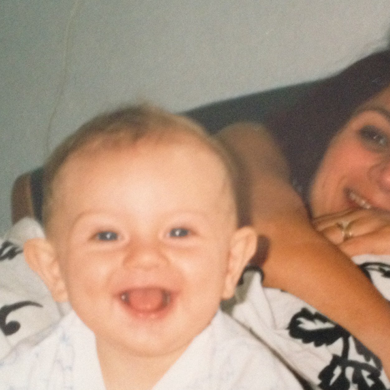 RabbiJoshy's profile picture. 16, Good-Looking, Middle-Eastern Male. Like a 21st Century Alexander the Great