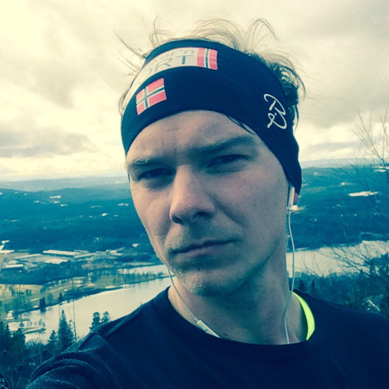 HenrikSFoss's profile picture. 