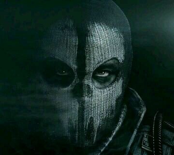 I am a gamer guy and like cod,gta5,saintrows,halo,mortal komat. I am a gamer guy so follow me and i follow back.