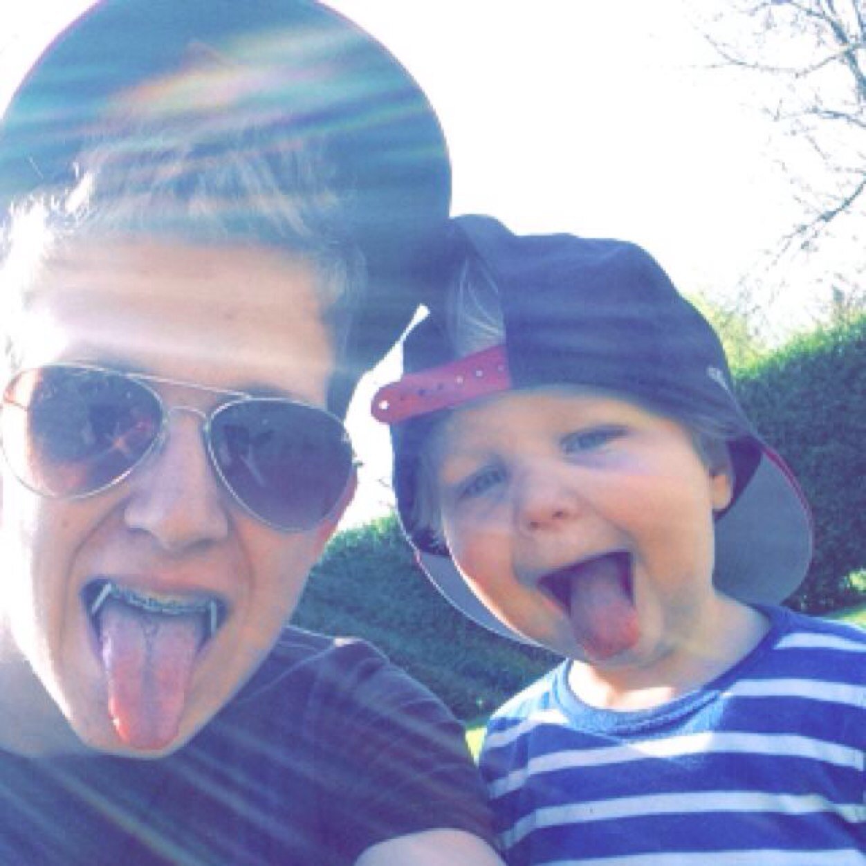 maxXD_'s profile picture. 