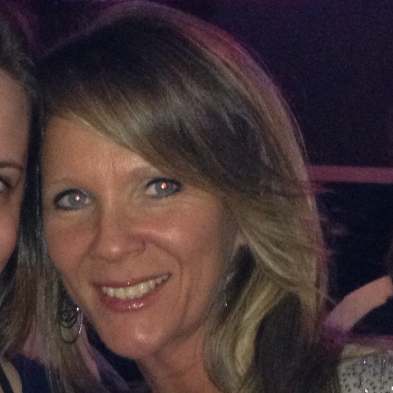 Media Specialist, proud parent of 3 beautiful children, War Eagle.