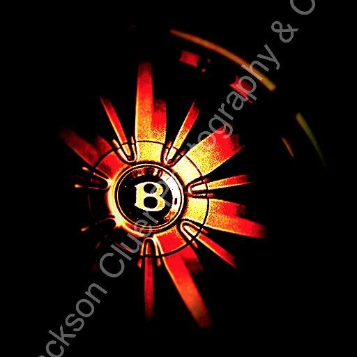 JCPhotography89's profile picture. Young Photography Company