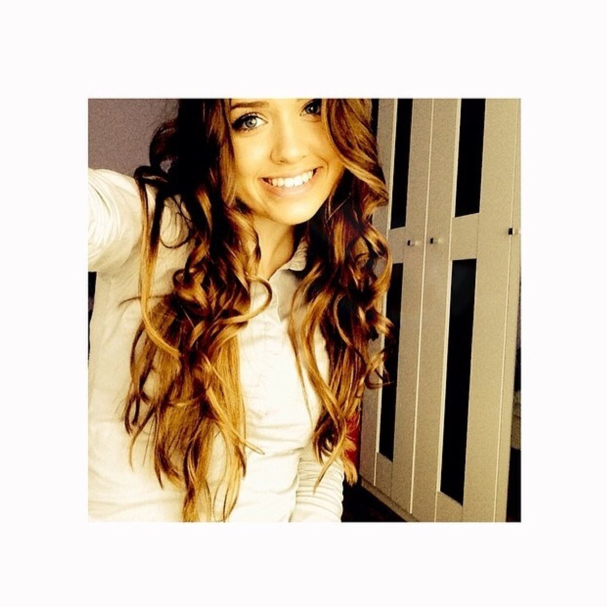 Marianna, Annika, Sarah & Julia volgen ons :) Het allerbeste fan account ! I love it kusjes marianna
