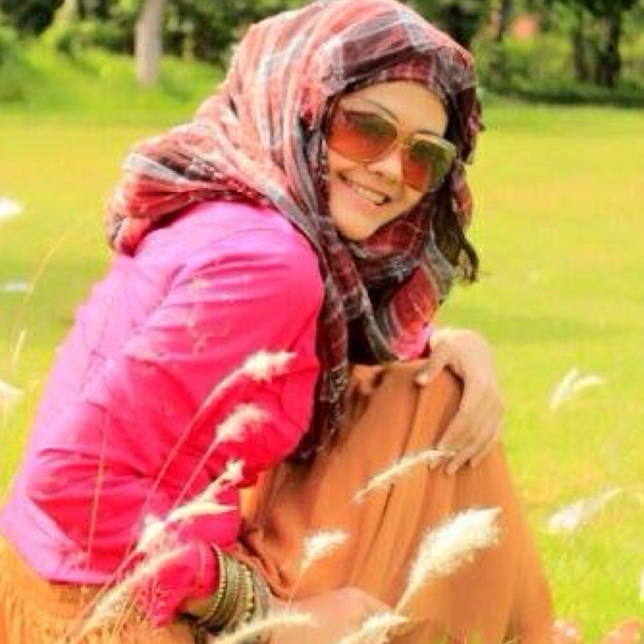 Berhijab sudah bukan lagi alasan untuk tidak tampil modis. #contact BBM 75128783 / WA 08112908678 / FB: http://t.co/6eZ9Ra8tQp
