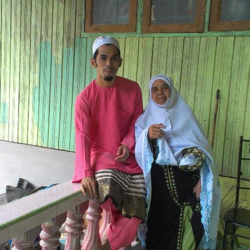 azkarsidik's profile picture. 