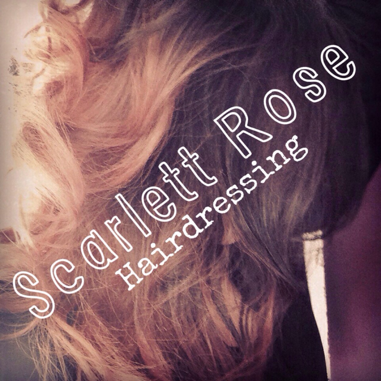 Level 2 NVQ qualified mobile hair stylist in the Manchester area. Tweet or DM for more details. Xx