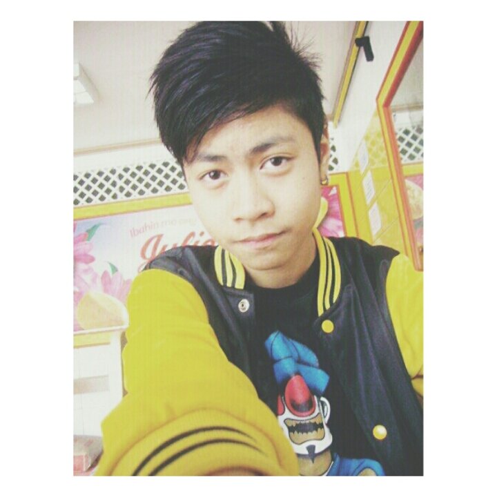 Young__alex's profile picture. i live in galaxy