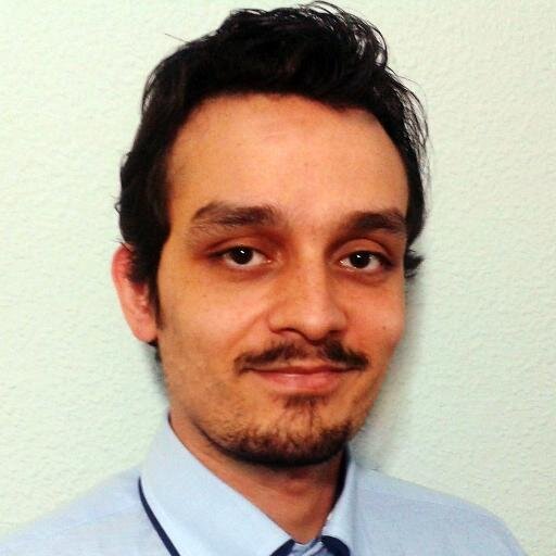Licenciado en Psicología por la UPSA y master en dirección de recursos humanos por la EEN. Amante de la música y la guitarra.