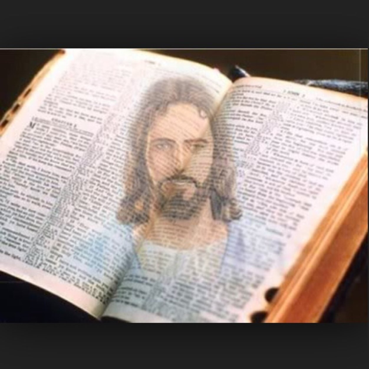 Transmitimos pensamientos, reflexiones, citas biblicas y conocimiento sobre el Santisimo Dios, su amantisimo hijo Jesus y nuestra Madre Maria