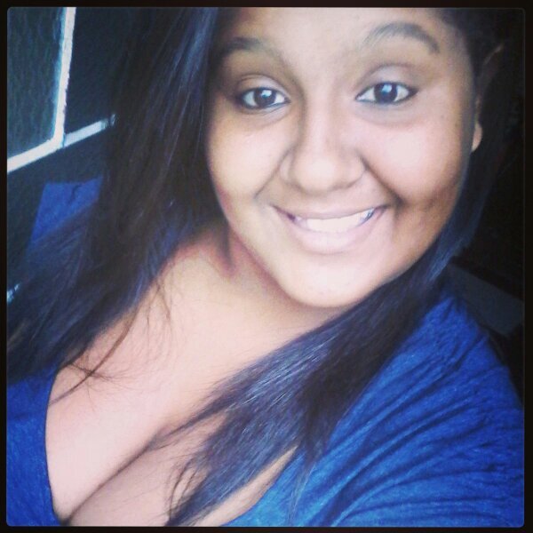 Mααiis umα em um milhão, que não lhe deve sαtisfαção, que não precisα dα suα rejeição, muito menos dα suα αprovαção ! * DEUS♥