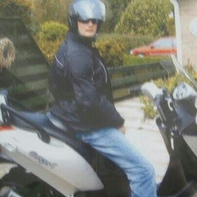 ad6eb1951f38406's profile picture. 