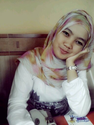 RiaHeriRuswanti's profile picture. 