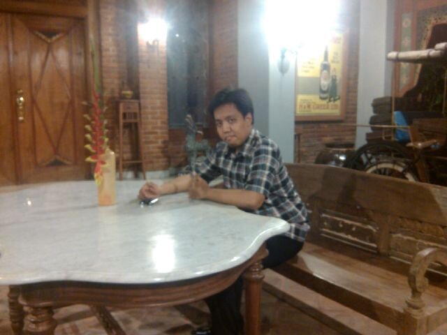 axafeunike's profile picture. Tuhan selalu berikan yang kita butuhkan bukan yang kita harapkan