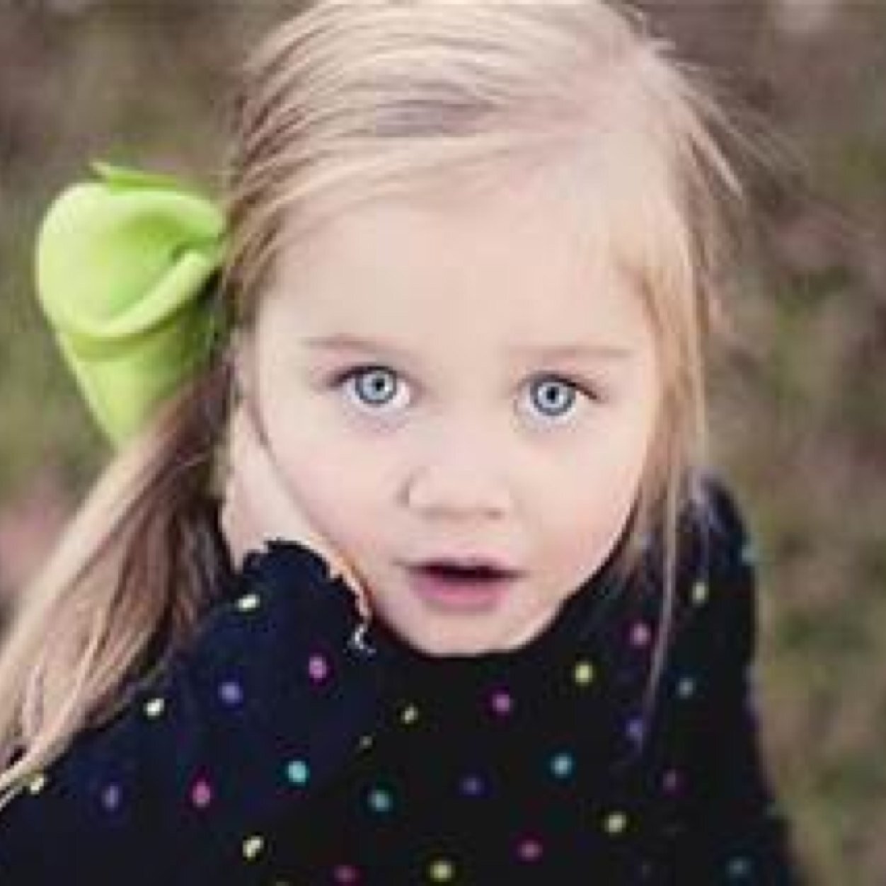 Alexia is me and im 4!! Mommy is @ItKaileen_Bitch; Rp2 mommy is @SparkMockingjay and my daddy is @boywithbreadpm