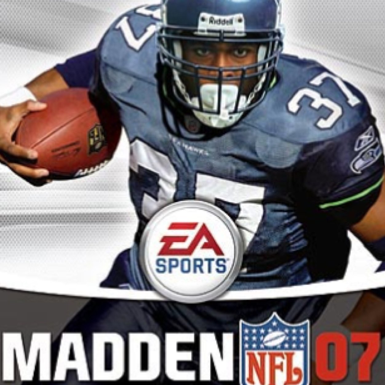 Seahawks fan since day 1... followed by @trustedtrademm