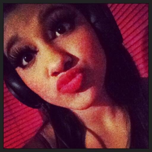 anacamilaortiz6's profile picture. 