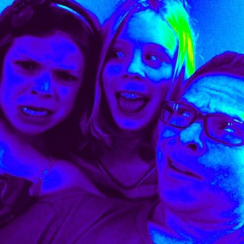 blinggi's profile picture. Uploading ideas here: Biologist turned  data analyst utilizing whatever to improve health: genomics, genetics, personlizedmedicine, working in pharma