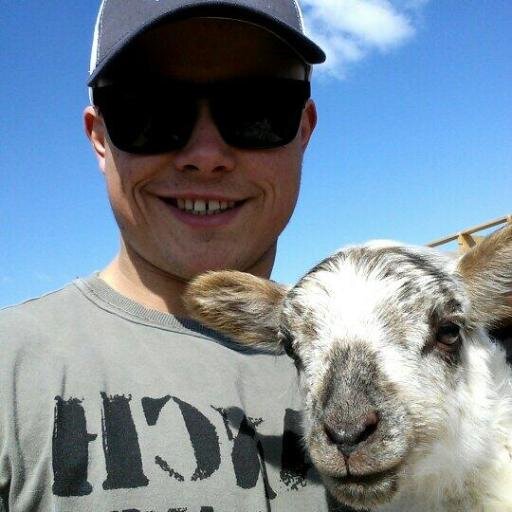 aadlfyith's profile picture. 