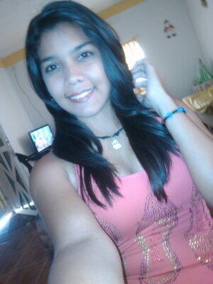 En esta vida la primera obligación es ser feliz. - Cantante Favorito Luis Fonsi *-------* . Amo A mi Familia y Amig@s :* *---*