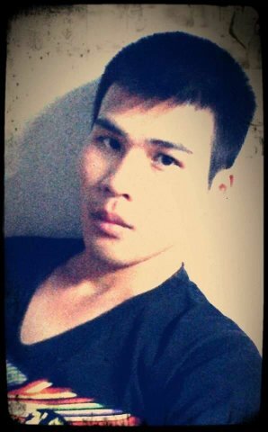แบกหมอนอยู่