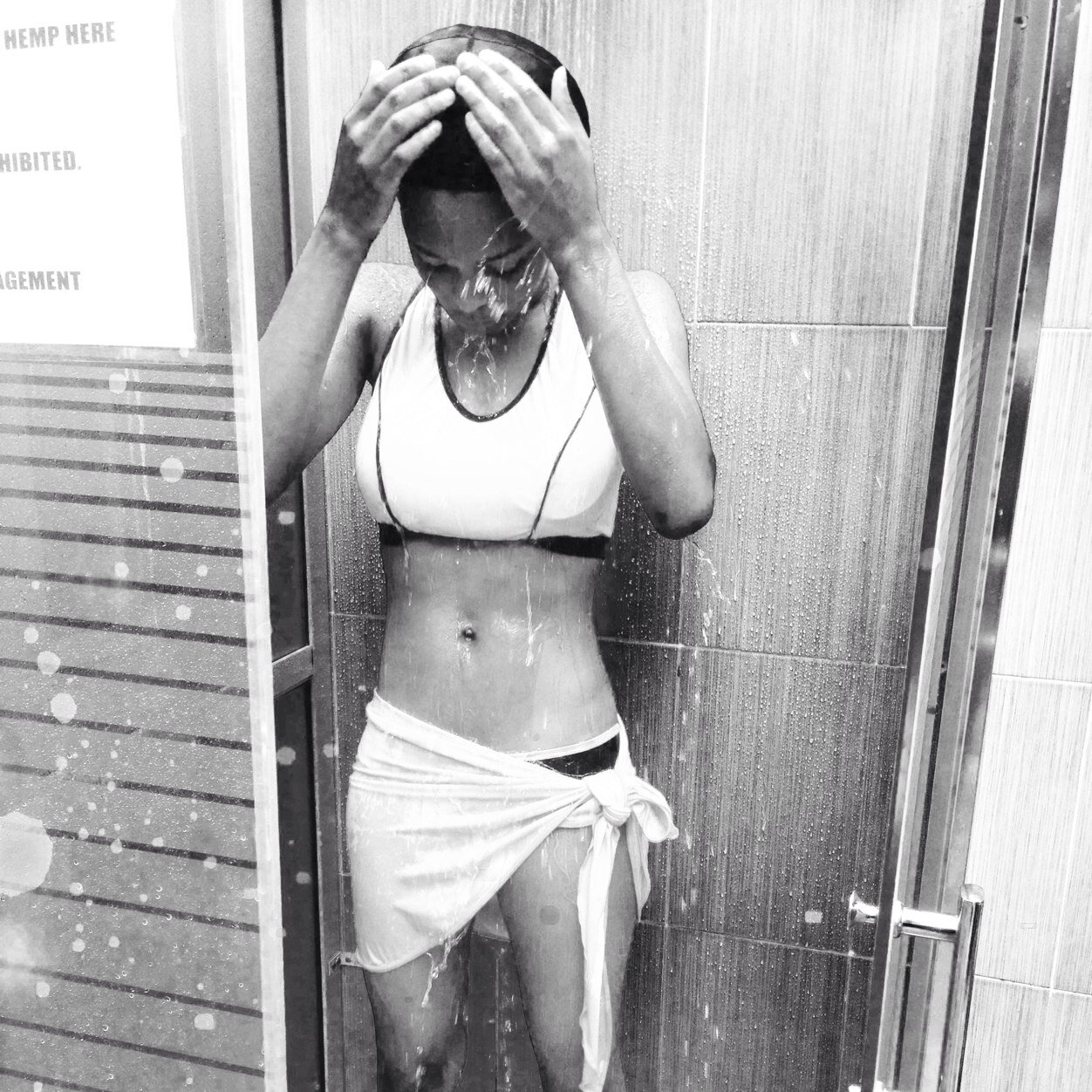 Ignoring negativity,nt givin a f**k,livin ma lyf,#Islam,#MUFC #Skinny,#Ijebu.. #NoDM #I:G-- alh_slimzy