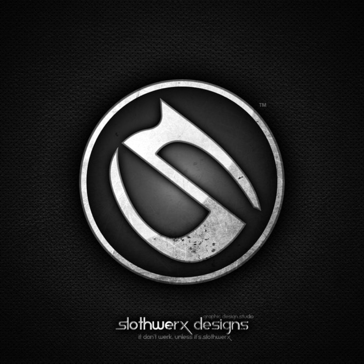 Im a solo trickshotter looking for a team, i do youtube and im on Xbox