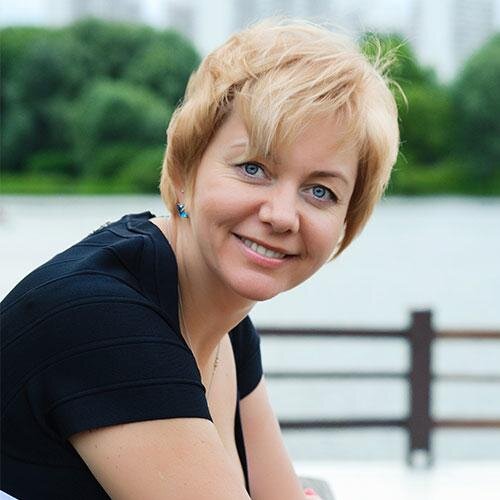 Вера Семёнова - Инвестор-практик, миллионер, инвестор с 15-и летним стажем. Руководитель агентства недвижимости, инвестиционного холдинга и клуба риэлторов.