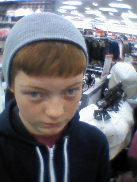 whats going on guys, its dan or chucks and I get feeds via sniping on call of duty. :-)