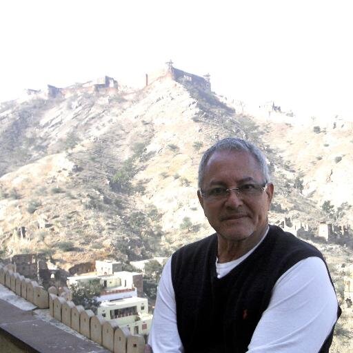 daldoromano's profile picture. Experiencia profesional ejemplifica un historial eficaz y acertado en la industria del entretenimiento y de una magnitud internacional.