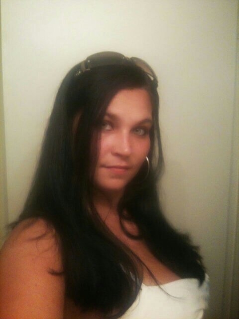 Hi my name is jamie. Im 26 with a husband and 3 wonderful kids. How could i ask for a better life.