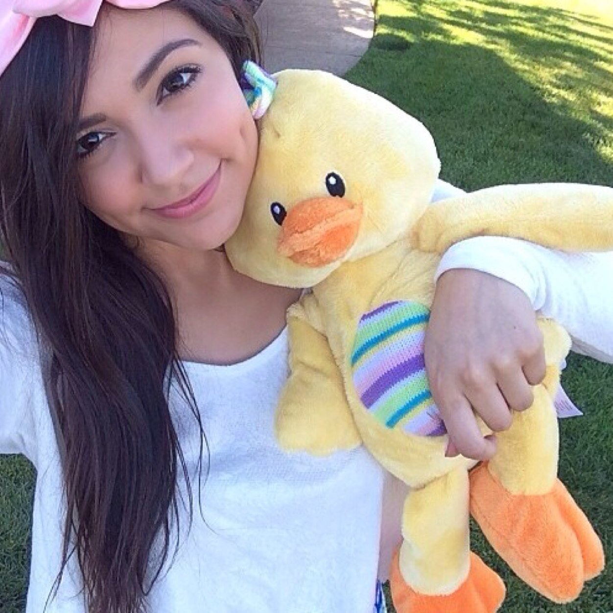 AdorableCutie's profile picture. Hi! Im Bethany! Single