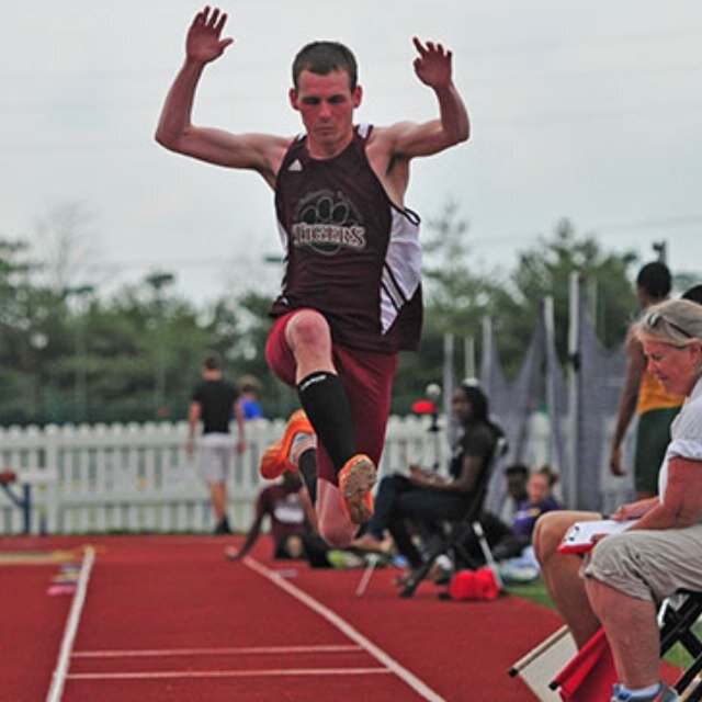 I am Campbellsville University track and field member. As a team we have one goal in mind...WIN! #CU #athlete #trackandfield