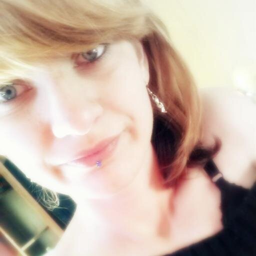 I can fake a smile ^^