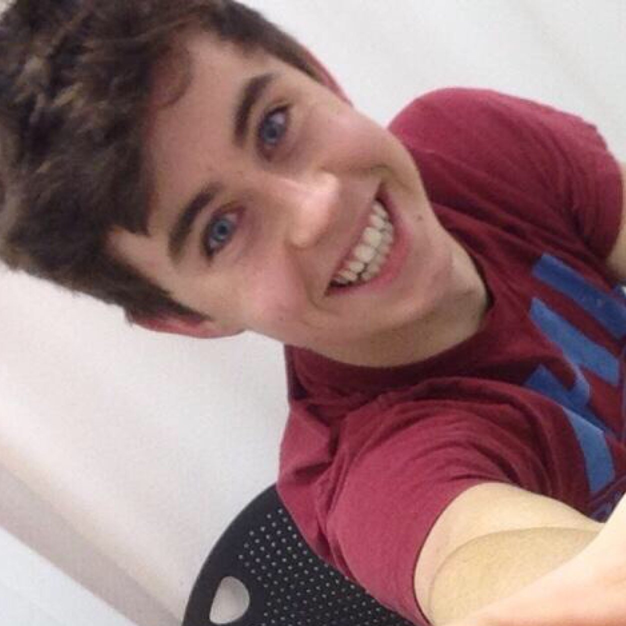 classicnxsh's profile picture. Free follow :)