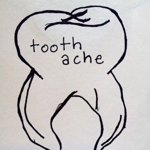 online magazine supporting young artists, writers, and photographers.
submit to us!!! (toothachemag@gmail.com)