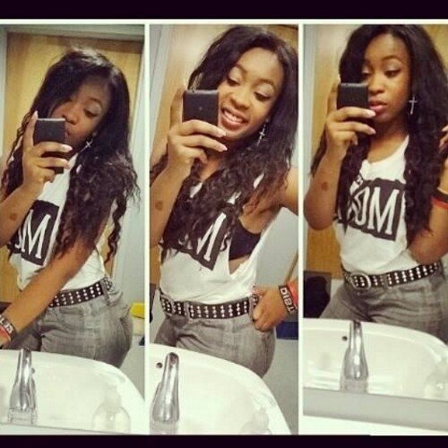 #College girl... A smart ass never hurt anybody... I promise I dnt bite... Hard