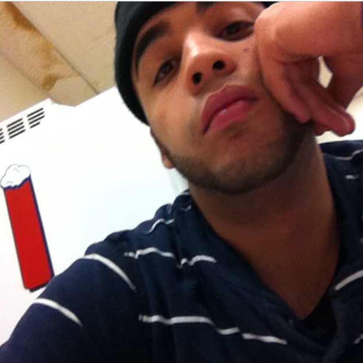 Central graduate and football is life #teamscorpio #teamathlete. IG @real_dreams