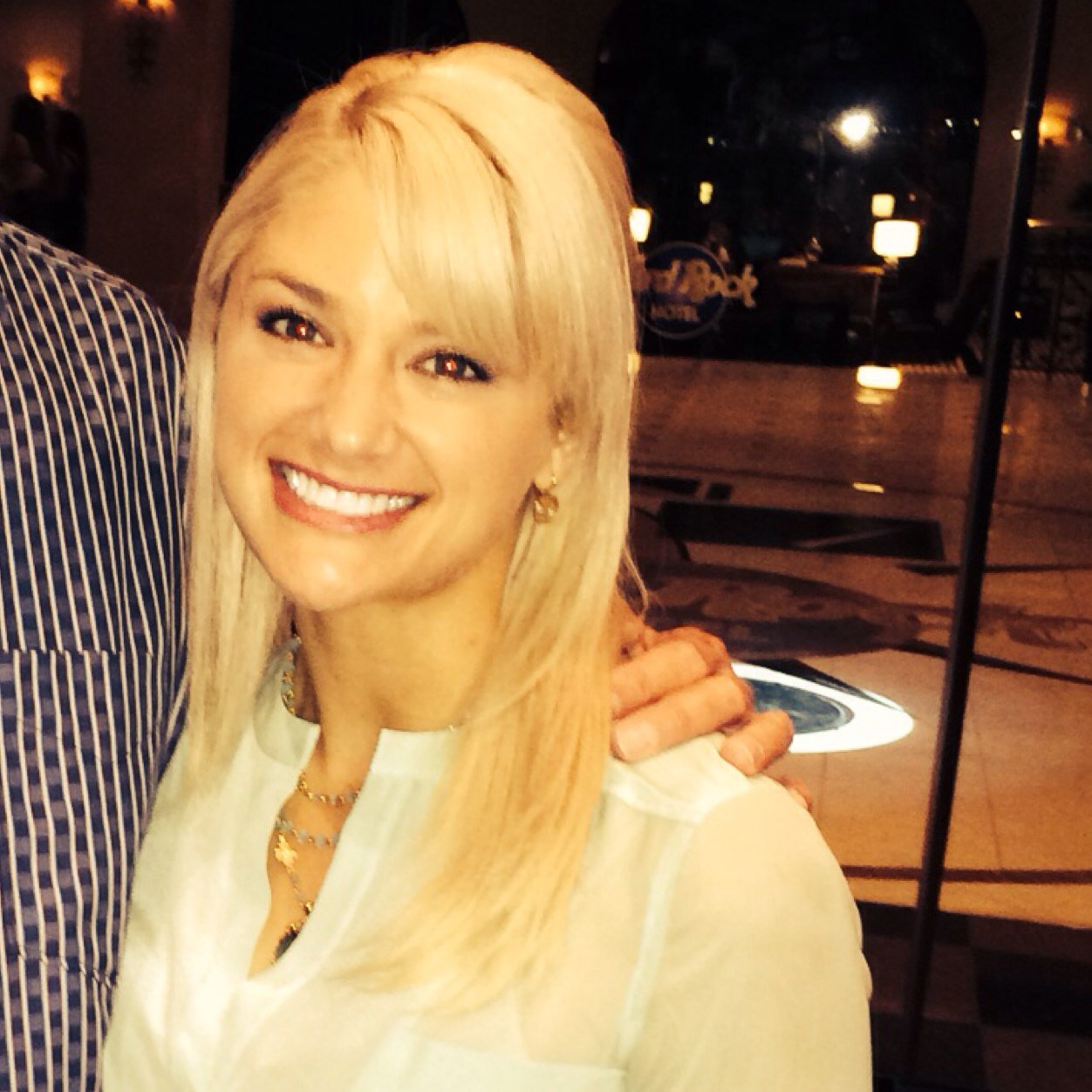 Wife. Mother. Kids’ cancer advocate. Founder and Exec Director of CURE KIDS’ CANCER NOW! FOUNDATION and Chief Strategy Officer at Older Lundy Alvarez & Koch